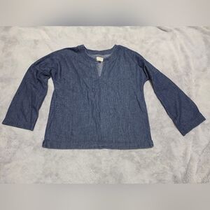 Universal Thread Women's V-Neck Denim